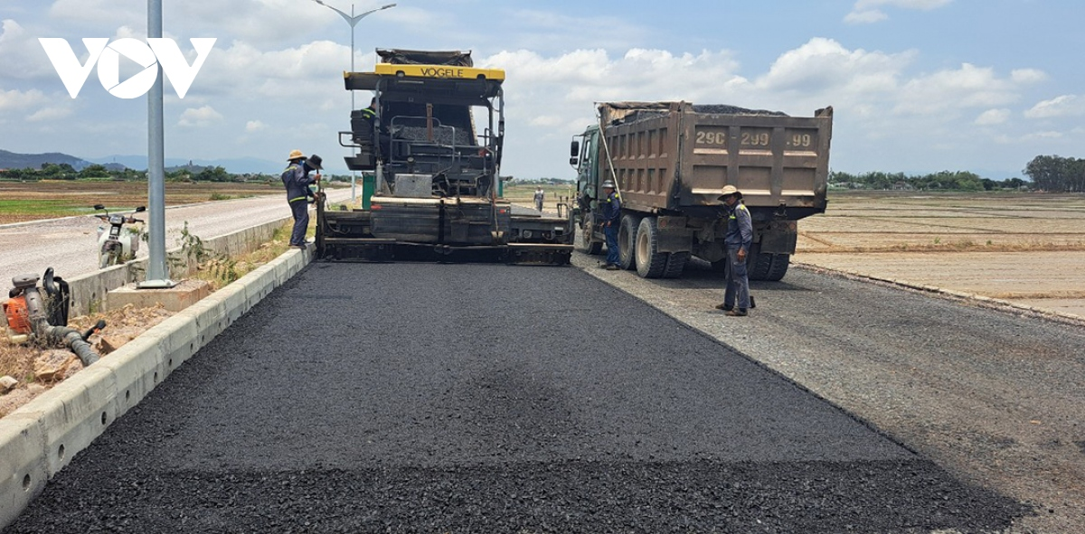 Sửa Luật Đầu tư công: xoá điểm nghẽn, giải phóng nguồn lực cho tăng trưởng (28/10/2024)